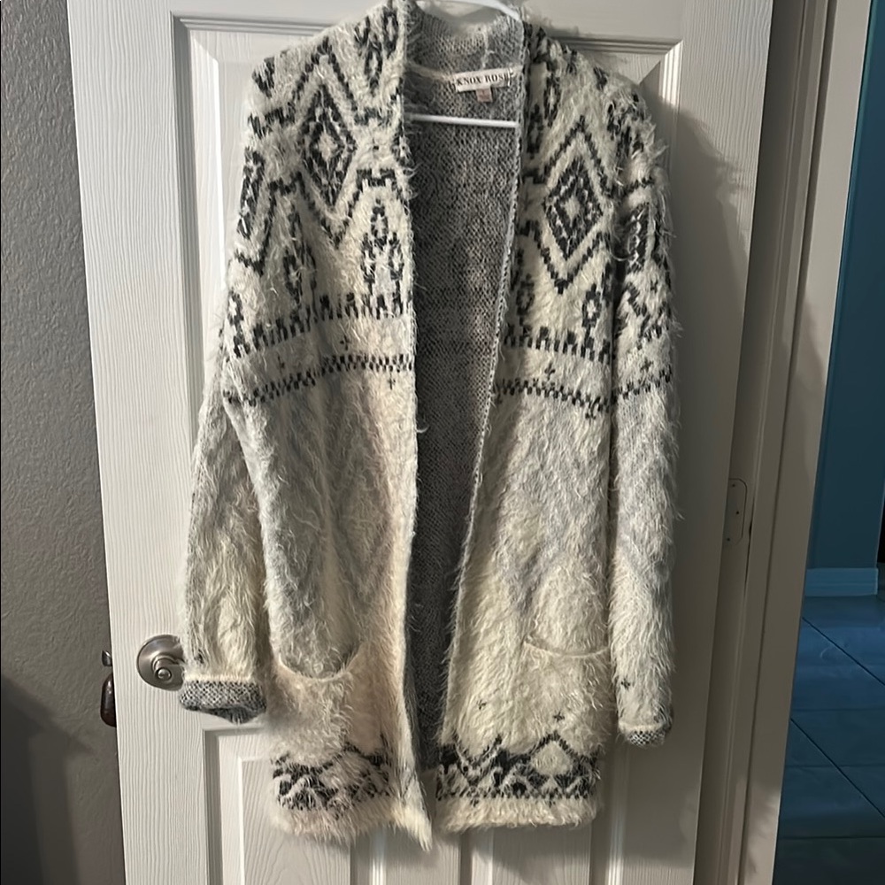 Knox Rose Cream and Black Patterned Cardigan